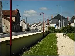 La Chapelle-Hugon est une commune Berrichonne (18) situe en rgion ...