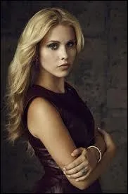 Que fait Rebekah pour fter son dmnagement ?