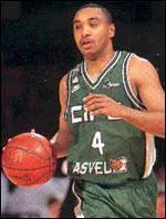 Avec qui Delaney Rudd n'a jamais jou?