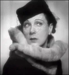 Quelle actrice interprte l'espionne prnomme Annabella Smith ?