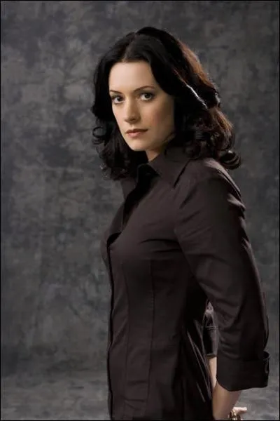 Qui joue le rle d'Emily Prentiss ?
