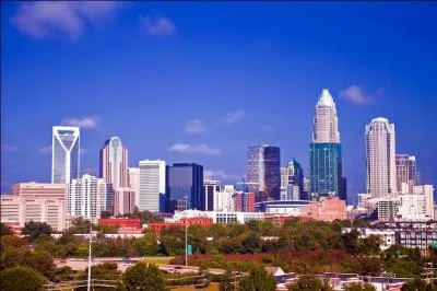 Surnomme  the Queen City , dans quel tat amricain la ville de Charlotte est-elle localise ?