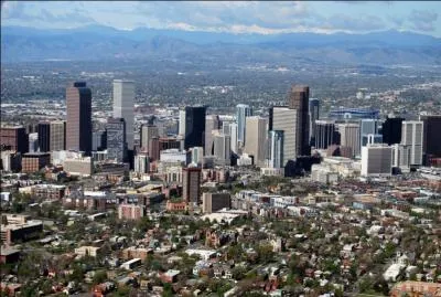 O la ville de Denver, l'une des plus importantes des Grandes Plaines, est-elle situe ?