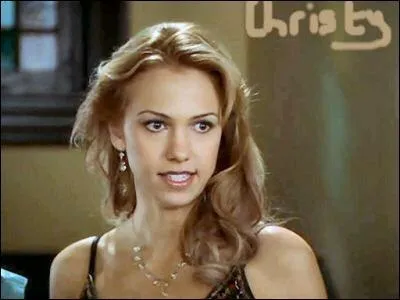 Qui incarne la sur de Billie ?