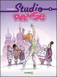 Qui sont les 2 femmes  droite ?