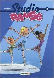 Comment s'appelle la danseuse  droite ?