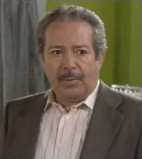 Comment se prnomme le papa de Samia ?