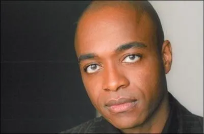 Qui a tu Rudy Hopkins ?