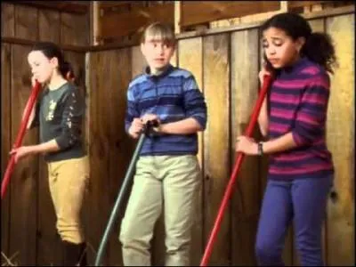 Comment s'appelle le cheval de Greg ?