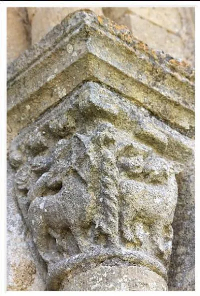 Aimez-vous rencontrer des sculptures de la mythologie, en faire presque une raison de visite ? D'une romane  l'autre, citez un difice o ne figure pas la fascinante reprsentation : du Dieu Pan, la Sirne, Dionysos, Chiron - Sagittaire, Apollon, Vnus, Herms...