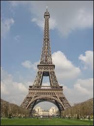 Quand et  quelle occasion, la tour Eiffel, clbre monument de Paris, a-t-elle t rige ?