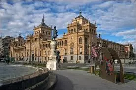 Je vais vous faire dcouvrir la ville de Valladolid. Cette ville se situe ...