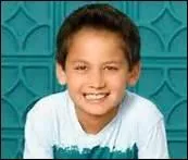 Le petit frre de Liv et Maddie s'appelle :