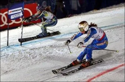 Le slalom parallle fait partie des comptitions de ski alpin !