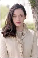 Quelle est la couleur des cheveux de Paige dans la saison 5 ?