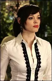 Quelle est la couleur des cheveux de Paige dans la saison 6 ?