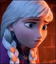 Que fait Elsa  sa sur Anna ?