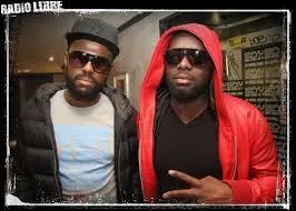 Compltez. J'suis pas trop bavard donc vas-y tiens v'l ... ... ... ... ..... J'suis pas trop bavard donc vas-y tiens v'l ... ... ... ... .....