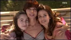 Quel surnom donnent Salom et Clem  Caroline ?