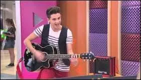 Qui est dans la saison 1 et revient dans la saison 2 ?