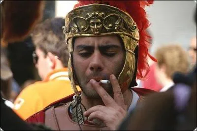 Quel ministre franais cra le premier impt sur le tabac ?