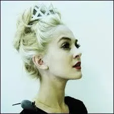 Dans la srie  Violetta , quel est son nom ?