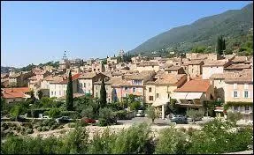 Je me rends en Drme Provenale visiter la ville de Nyons. Connue pour ses olives et son huile d'olives, cette ville se situe en rgion ...