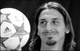 Nous sommes en janvier 2014. Laquelle de ces distinctions footballistiques n'a jamais remport Zlatan Ibrahimovic ?