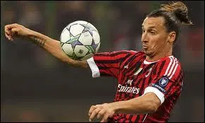 Durant 2 saisons, de 2010  2012, Zlatan est attaquant  l'AC Milan. Combien de championnat(s) d'Italie a-t-il remport avec le club lombard ?