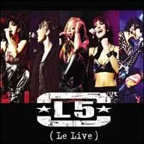 Qui interprte le titre  New York, New York  lors de cette tourne ?