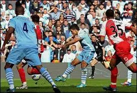 En 2012, lors de la dernire journe de PRL, les deux clubs mancuniens se disputent le titre  galit de points. Man U s'impose  Sunderland. Pour tre champion, City doit s'imposer face  QPR. Quel tait le score  la 90e minute (avant les 5 minutes additionnelles) ?