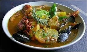 Ce département doit son nom à un delta... Son chef-lieu est Marseille et parmi ses spécialités, on trouve le pastis, la bouillabaisse et l'huile d'olive.