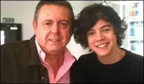 Comment s'appelle son pre ?