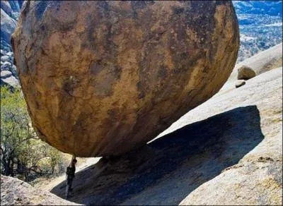 C'est une phrase associe  la lgende d'Archimde !