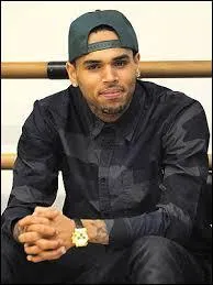 Ce chanteur tait avec Rihanna, mais aujourd'hui ils ne sont plus ensemble c'est ...