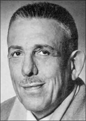Francis Poulenc faisait-il partie du groupe des 6 ?