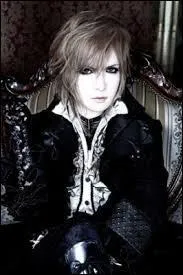 Quel est le prnom du chanteur du groupe Gosu Kei Jupiter ?