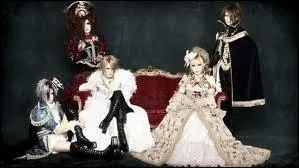 Le groupe Versailles a fait une pause jusqu'au :