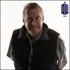 pisode 2 : D'aprs Brian Williams, que doit avoir tout homme digne de se nom avec lui en permanence ?