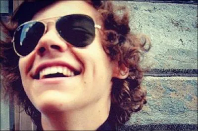 Avant d'tre projet sous les feux des projecteurs, o le beau gosse a-t-il tudi ?