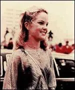 Quel est le nom de l'actrice qui joue Marie ?