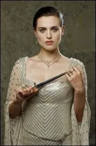 Dans l'pisode 13, qui dcouronne Uther ?