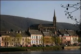 Savez-vous o se situe la ville de Fumay ?