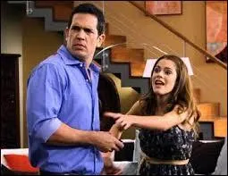 Que cache Violetta  son pre ?