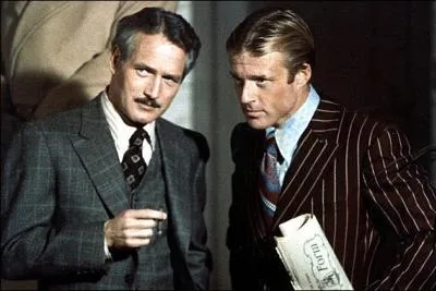 Un an plus tard, en 1973, Robert Redford retrouve Paul Newman dans  L'Arnaque  o il labore une escroquerie  grande chelle. S'il s'appelle Johnny Hooker dans la version originale, comment se prnomme-t-il dans la version franaise ?