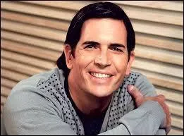 Comment s'appelle le pre de Violetta ?