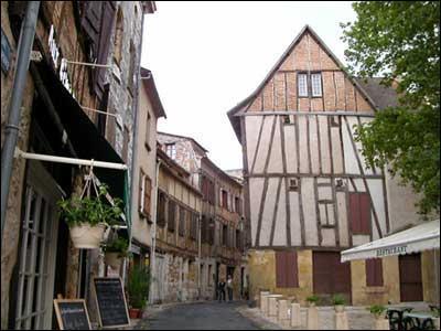 Dans quel dpartement se trouve la ville de Bergerac ?