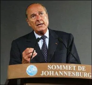 Nicolas Hulot a chuchot  l'oreille de nombreux prsidents. En 2002, il accompagne Jacques Chirac au Sommet de la Terre,  Johannesburg, en Afrique du Sud. Quelle phrase clbre prononcera le prsident ?