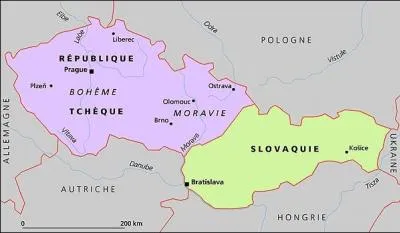 Jusqu' sa partition en deux tats (la Rpublique tchque et la Slovaquie), la ville de Prague tait-elle la capitale de la Tchcoslovaquie ?