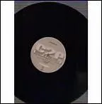 Quel est le nom de son premier album ?